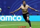 مصطفى زيكو يكشف: البطولة موجهة والحكم يحطم آمال الشعب بأكمله