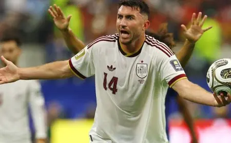 بعد تألقه المبهر في كأس العالم مدافع إسبانيا يجذب اهتمام نادي برشلونة