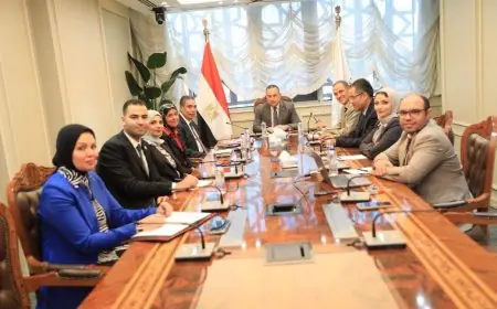 متابعة وزير التعليم العالي للخطة الإعلامية لتنسيق القبول الإلكتروني في الجامعات والمعاهد الحكومية