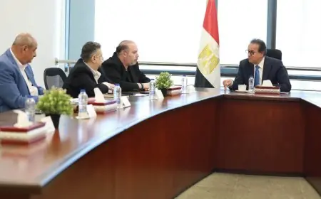 وزير الصحة يناقش إنشاء مدينتين طبيتين بالعاصمة الجديدة والعلمين مع مجموعة إنفينشور