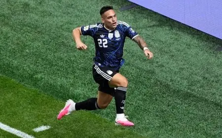 تألق لاوتارو يقود إنتر ميلان للحفاظ على حضور نهائي كأس العالم دون غياب منذ 44 عاماً
