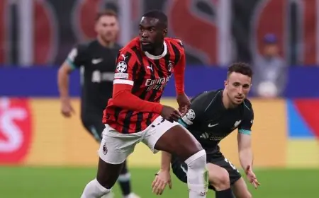الهلال يسعى لضم مدافع ميلان وخلافات مالية تعرقل الصفقة