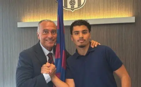 برشلونة يعزز صفوفه بضم النجم المغربي الواعد مهدي الميموني