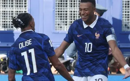 عربي ينضم لثلاثي إسباني في التشكيلة المثالية لكأس العالم حتى اللحظة