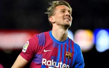 برشلونة ينتظر تعويضًا من فيفا بعد إصابة دي يونج في كأس العالم