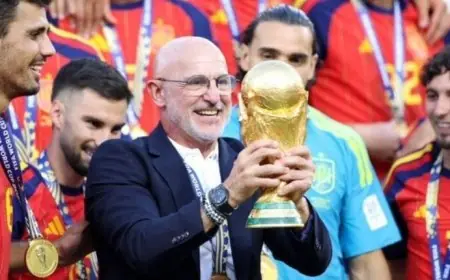 دي لا فوينتي بعد فوز إسبانيا بكأس العالم: أشعر بالفخر تجاه هذا الجيل.. وكان ينبغي علينا إنهاء المباراة في وقت مبكر.