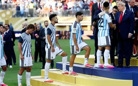 لاعب أرجنتيني يظهر روحًا رياضية مع إسبانيا ويتعهد بإعادة الكأس