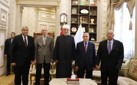 مفتي الجمهورية يهنئ رئيس محكمة النقض بتوليه المنصب رسمياً ويبرز أهمية المحكمة كقمة الهرم القضائي