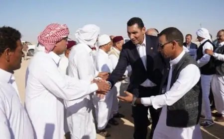 وزير الشباب يعزي أسرتي ضحيتي استقبال بعثة منتخب مصر في مدينة العلمين