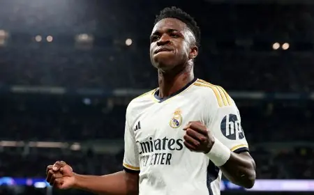 مفاوضات تجديد عقد فينيسيوس مع ريال مدريد تتعثر وتصل لطريق مسدود