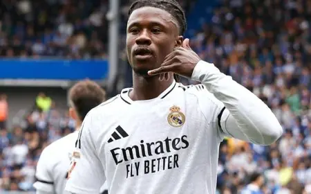 كامافينغا يُصدم ريال مدريد برفضه الرحيل وتجميد الصفقة الكبرى