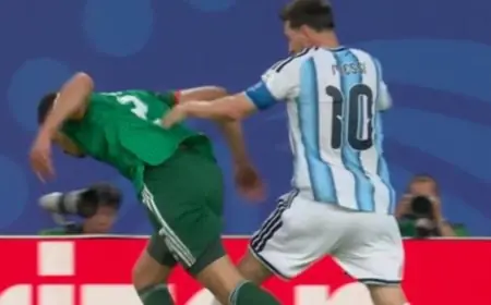 اكتشف السر وراء نجاة ميسي من الطرد في مواجهة الجزائر مع ماندي