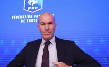 زين الدين زيدان يقود منتخب فرنسا ويخلف ديشان: عودة الأسطورة
