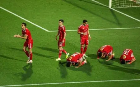 برشلونة يواجه خصم نقاط أو وقف القيد بعد اتهامه بتحريض خوليان ألفاريز