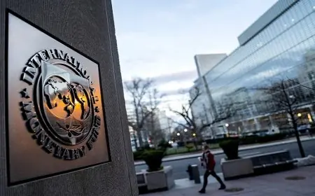 وزير الخارجية يبحث مع رئيس مفوضية الاتحاد الأفريقي تعزيز التعاون والعمل الأفريقي المشترك