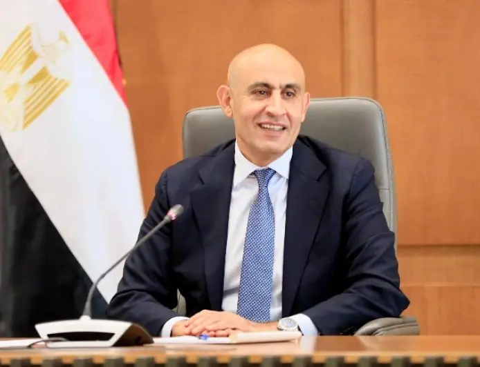 حظر تحويل طلاب الصف الثالث الثانوي للمدارس الدولية اعتباراً من العام الدراسي 2026-2027