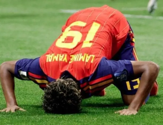 بعد بيليه وبيرجومي.. لامين يامال يدخل قائمة أساطير كأس العالم بإنجاز تاريخي