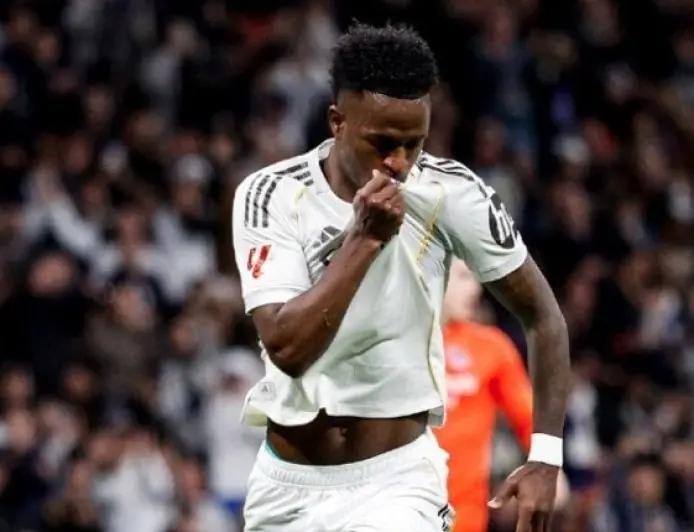 مطالب مالية تعقد المفاوضات.. هل يغادر فينيسيوس جونيور ريال مدريد؟