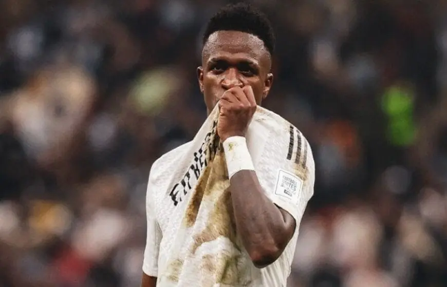 ريال مدريد يتمسك بتجديد عقد فينيسيوس بعد انتهاء كأس العالم