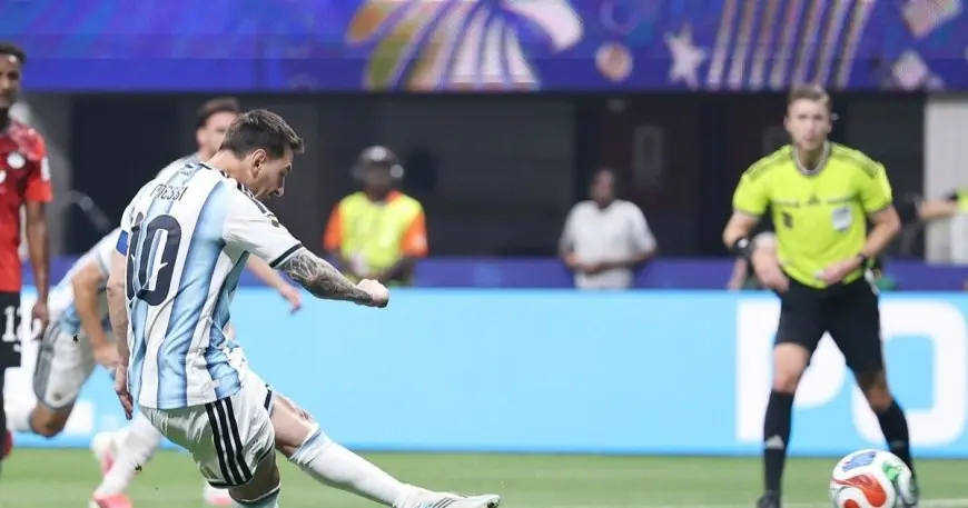 رقم قياسي سلبي جديد لميسي في كأس العالم بسبب مصطفى شوبير