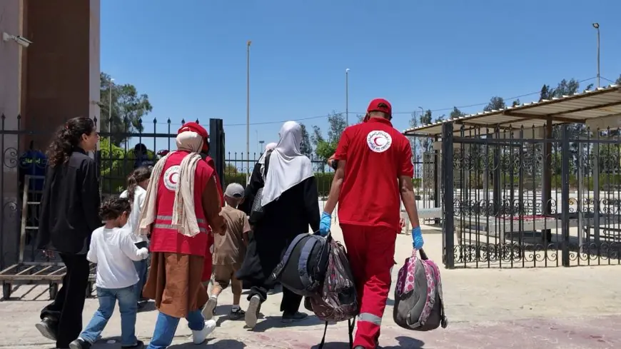 تعرف على جهود فرق الهلال الأحمر المصري في معبر رفح لاستقبال وتوديع الدفعة 59 من الجرحى والمصابين الفلسطينيين