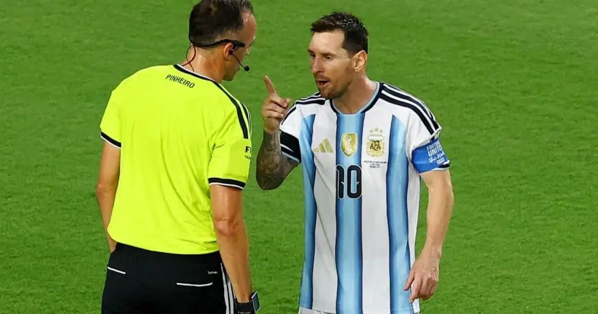 لقطة اليوم: جدل حول حكم الفيديو ومعاملة خاصة للكبار في الملاعب