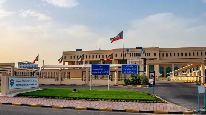 الكويت تستنكر الهجمات الإيرانية وتؤكد حقها في الدفاع عن سيادتها