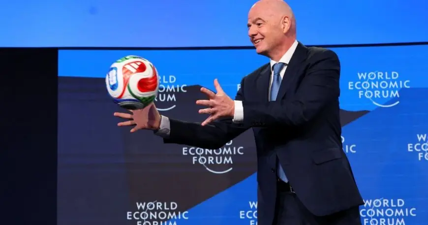 فيفا يدرس زيادة عدد المنتخبات بعد كأس العالم وفقًا لإنفانتينو