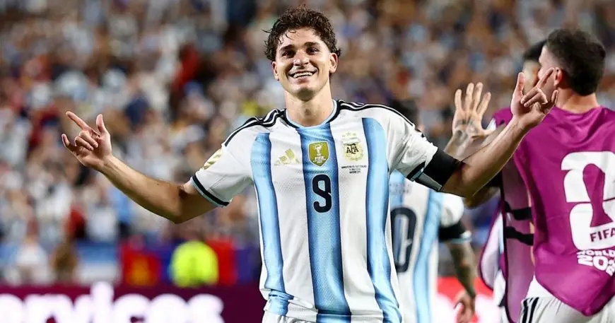 أرسنال يكثف جهوده لضم ألفاريز من أتلتيكو مدريد