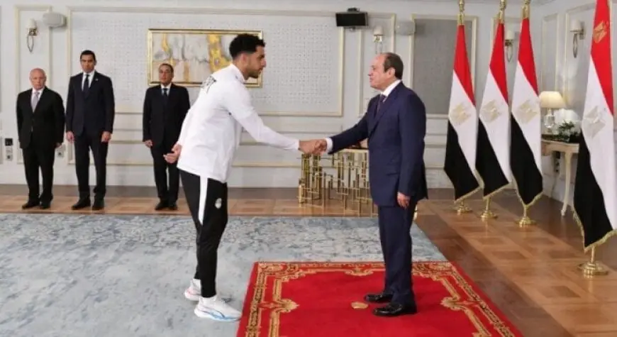وسام على صدري.. مصطفى شوبير يشكر الرئيس السيسي بعد تكريم منتخب مصر