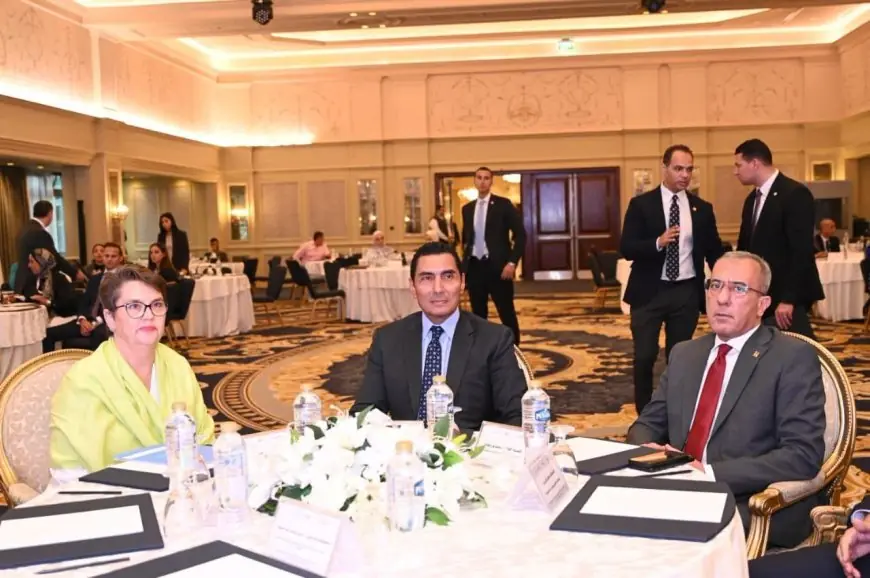 وزير الرياضة يختتم ورشة العمل الوطنية لمكافحة الجرائم السيبرانية الموجهة ضد الفتيات والنساء