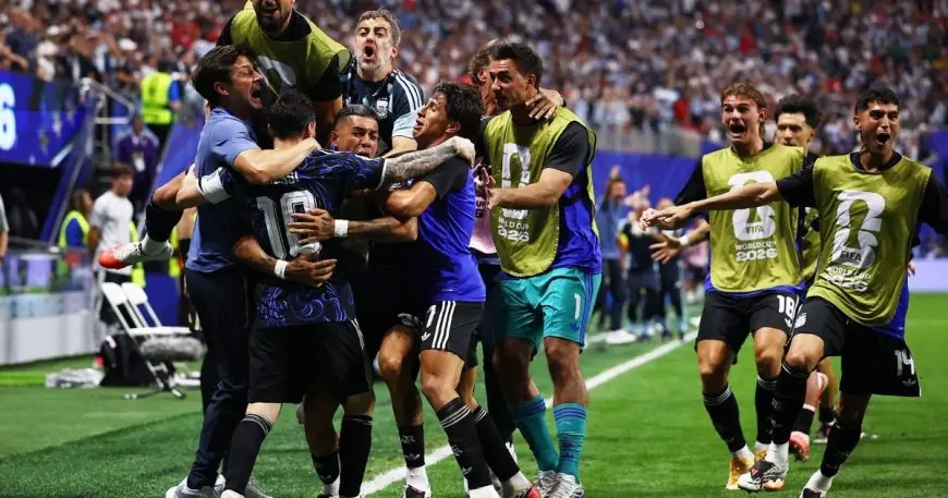 رئيس الأرجنتين يغيب عن نهائي كأس العالم بسبب تميمة الحظ