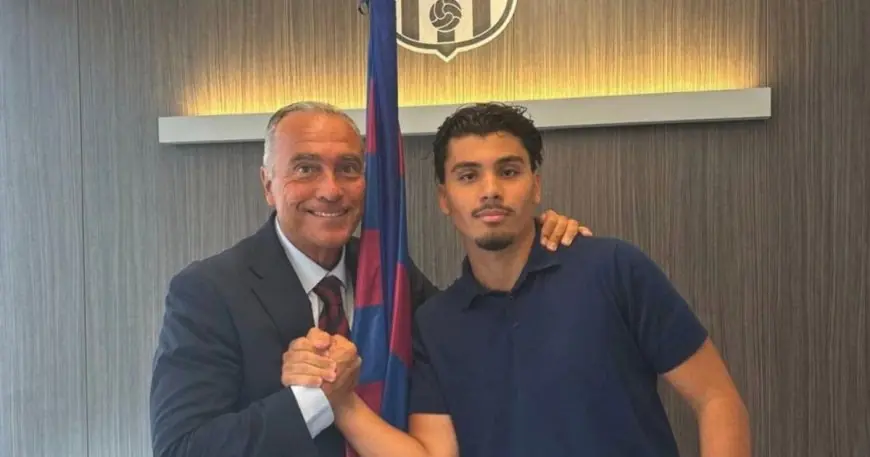 برشلونة يعزز صفوفه بضم النجم المغربي الواعد مهدي الميموني