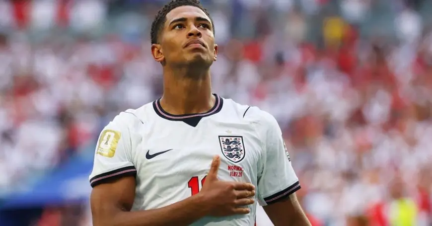 بيلينغهام يشكر داعمي منتخب إنجلترا في كأس العالم بمساهمة مالية متميزة