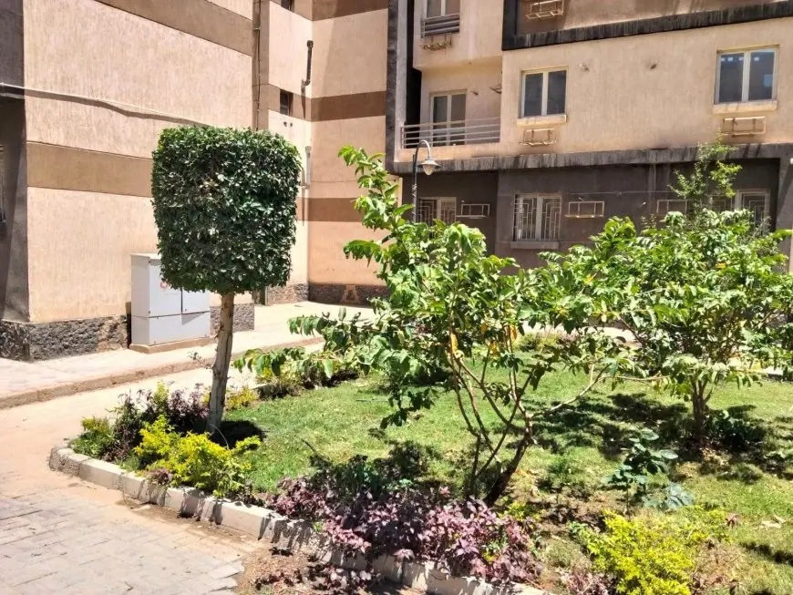 وزيرة الإسكان تُشرف على تقدم العمل في القطاعات الخدمية والتنموية في حدائق أكتوبر