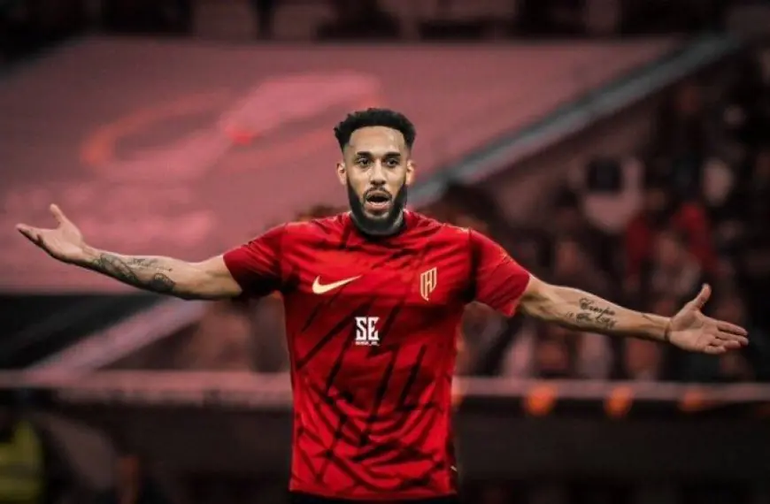 أوباميانج يعود إلى الدوري الإسباني من بوابة ديبورتيفو لاكورونيا
