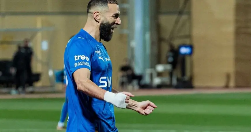 بنزيما يتألق في مباراة الهلال الودية ومالكوم يودع ببصمة مميزة