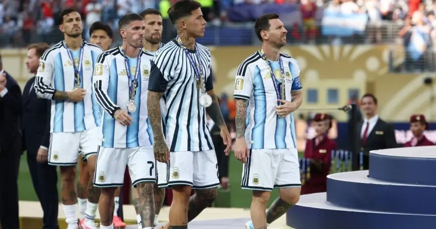 فابيان رويز يحقق إنجازًا تاريخيًا بالتتويج بكأس العالم ودوري أبطال أوروبا في عام واحد