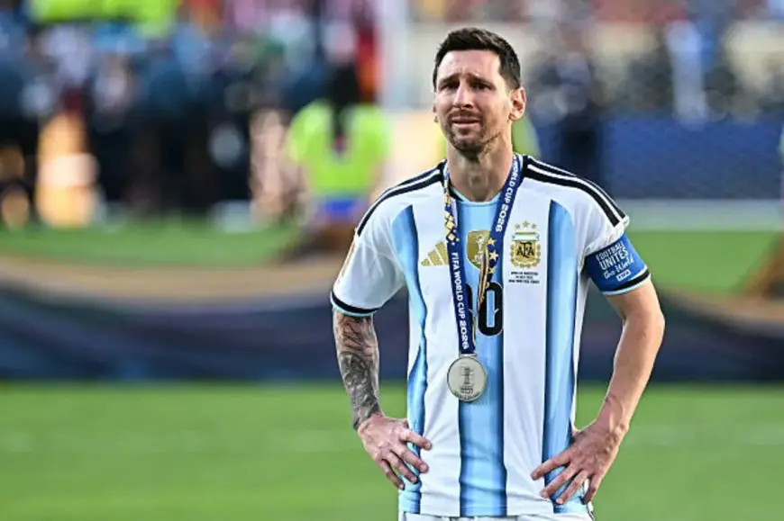 دموع ميسي تختصر وداعه لكأس العالم بعد خسارة الأرجنتين في مونديال 2026