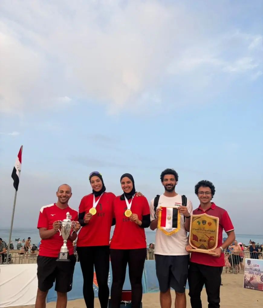 ياسر قمر يؤكد تطوير منتخبات الكرة الطائرة ويهنئ سيدات الشاطئية بالإنجاز العربي