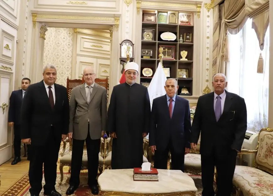 مفتي الجمهورية يهنئ رئيس محكمة النقض بتوليه المنصب رسمياً ويبرز أهمية المحكمة كقمة الهرم القضائي