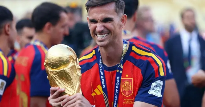 احتفال بطعم الطماطم لنجمي منتخب إسبانيا بعد تألقهم في المونديال