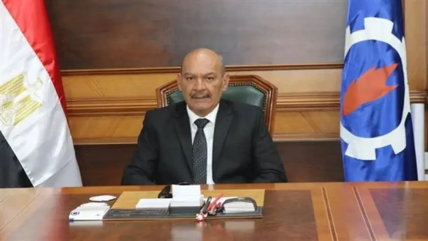 محافظ السويس يقرر تعليق أعمال النظافة وقت الذروة في الصيف لضمان راحة المواطنين