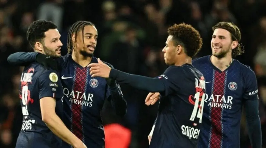 بديل محمد صلاح.. ليفربول يتفوق على أرسنال وبايرن ميونخ في صفقة نجم باريس سان جيرمان