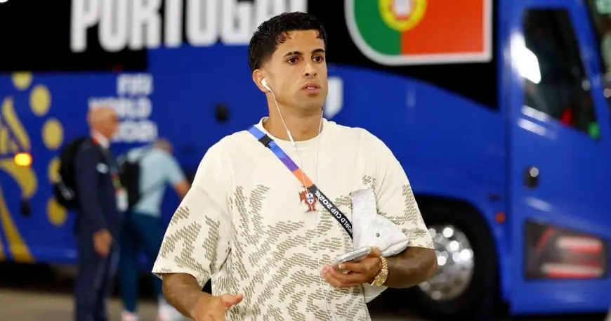 برشلونة يستعد لاستعادة جواو كانسيلو قبل إغلاق سوق الانتقالات
