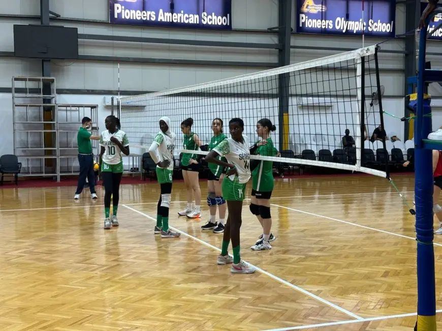 فوز مثير لمنتخب ناشئات الجزائر على السنغال في بطولة أفريقيا للكرة الطائرة بالإسكندرية