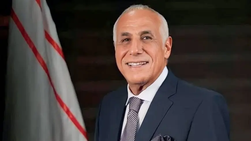اجتماع مصيري بين حسين لبيب وجون إدوارد يحدد مستقبل ملف الكرة للموسم الجديد