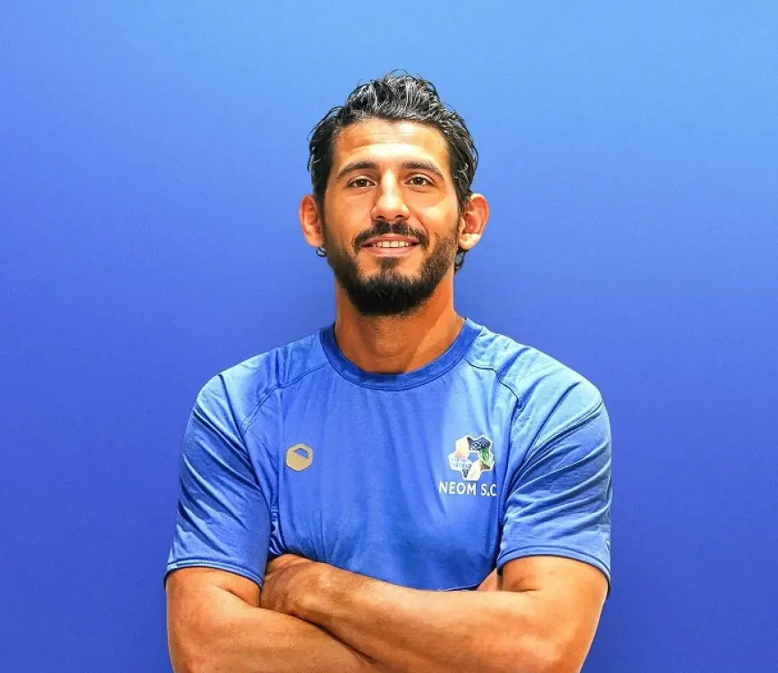 نيوم السعودي يعين أحمد حجازي مساعدًا للمدير الرياضي بعد اعتزاله