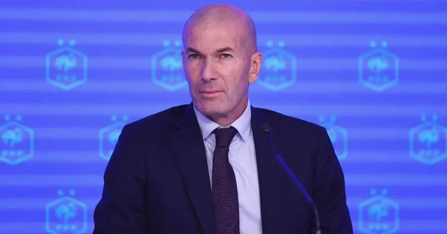 زيدان يؤكد أن تدريب منتخب فرنسا يشبه تجربة ريال مدريد ولا يسبب له الخوف