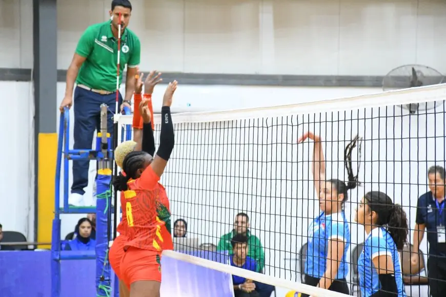 منتخب ناشئات تونس للطائرة يتأهل لنهائي بطولة أفريقيا بعد انتصار مثير على الكاميرون